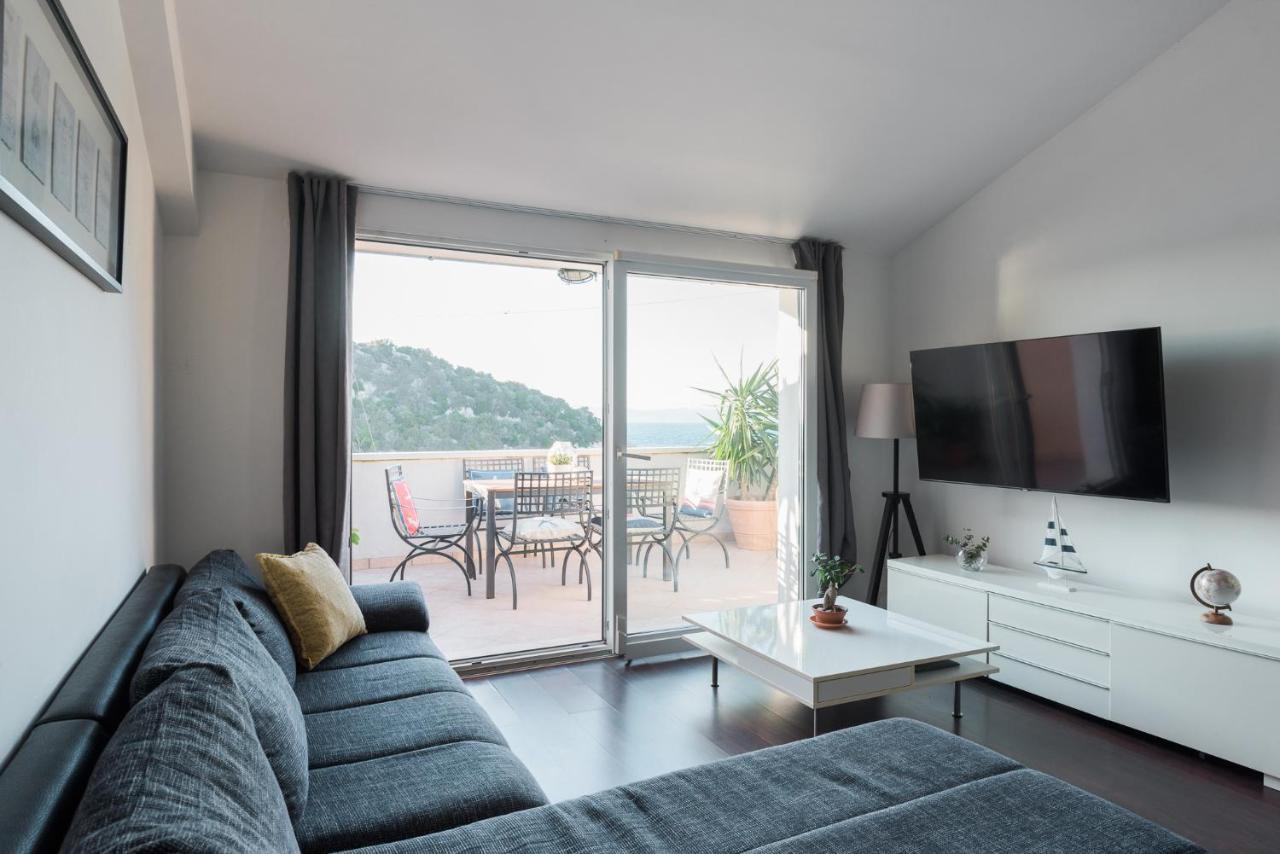 Accommodation Triton Λάστοβο Εξωτερικό φωτογραφία