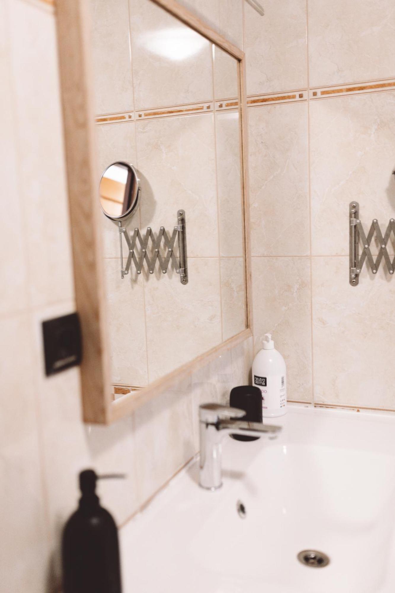 Accommodation Triton Λάστοβο Εξωτερικό φωτογραφία