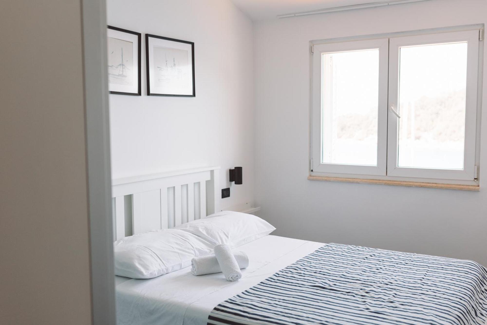 Accommodation Triton Λάστοβο Εξωτερικό φωτογραφία