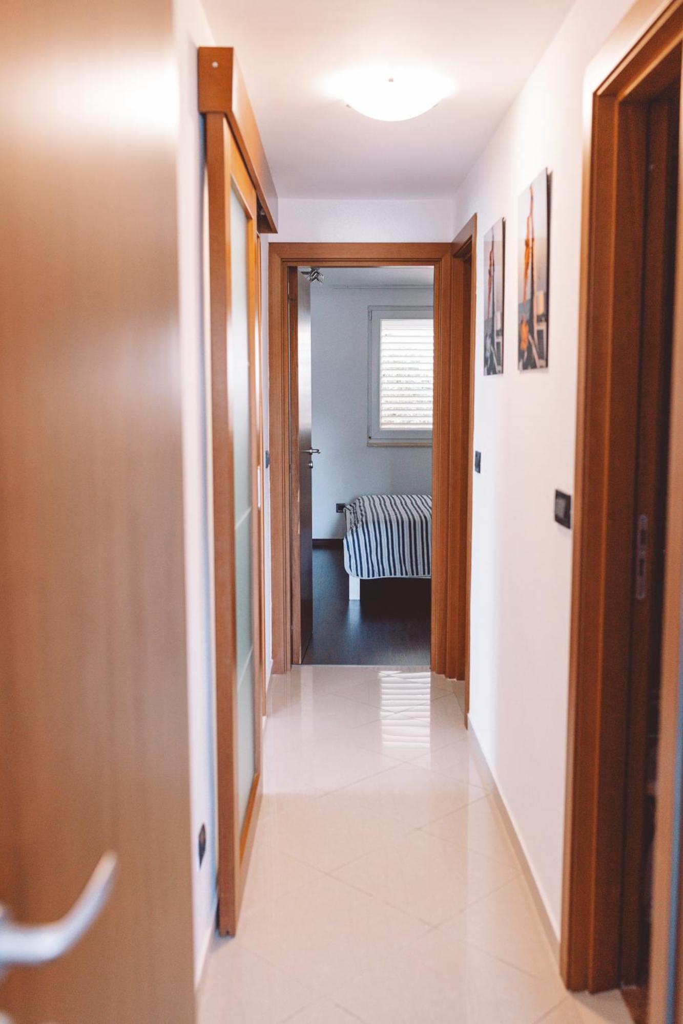Accommodation Triton Λάστοβο Εξωτερικό φωτογραφία