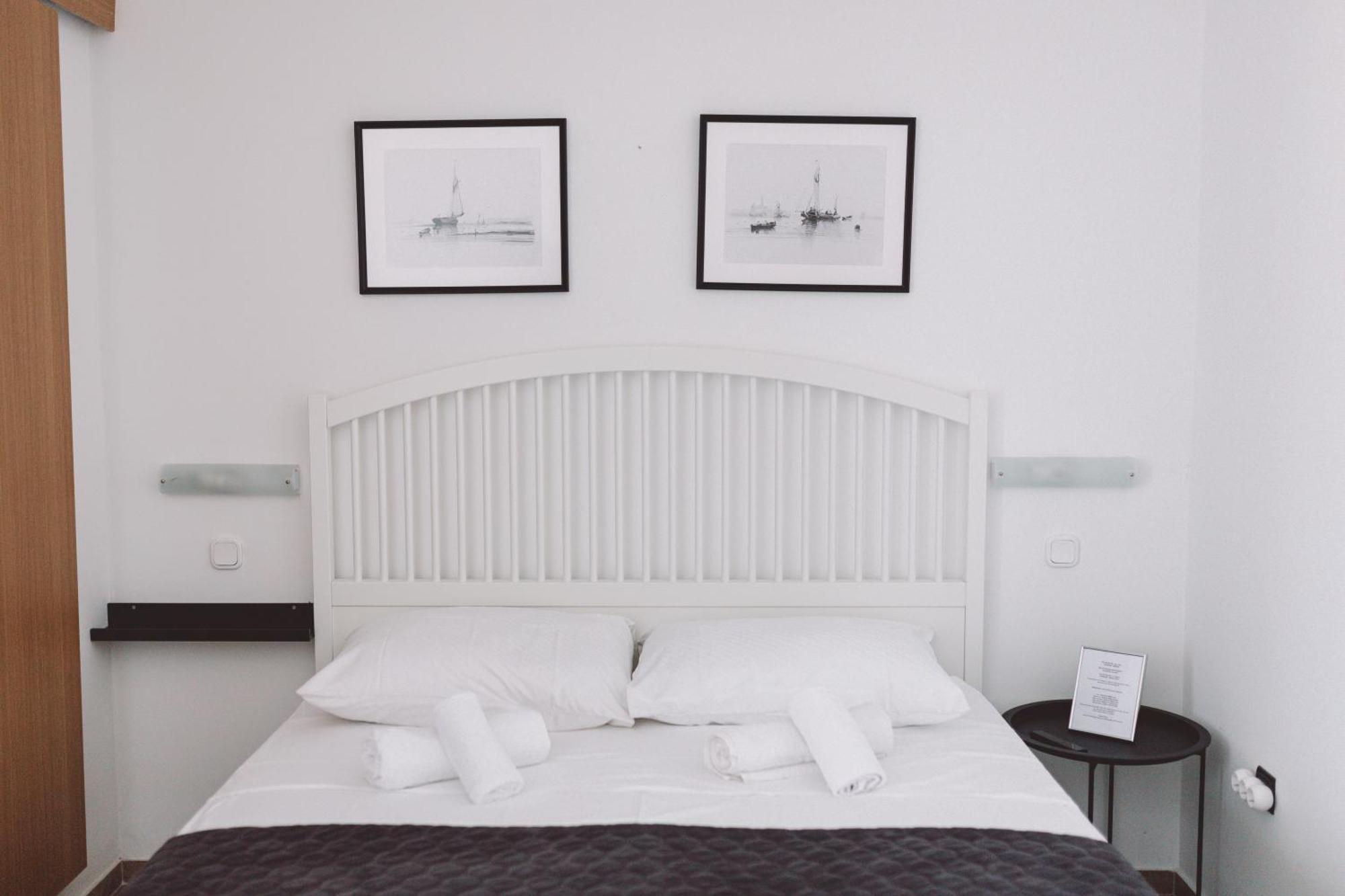 Accommodation Triton Λάστοβο Εξωτερικό φωτογραφία